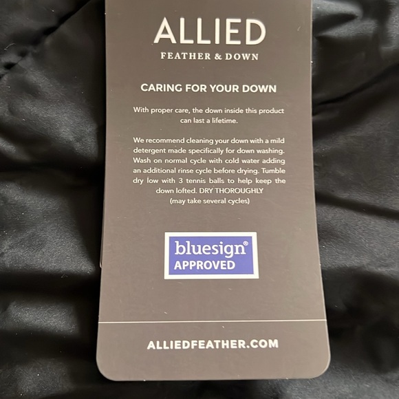 Lands’ End Black Hooded Puffer HyperDry Water Resistant Down Coat - Size XL - Picture 10 of 12